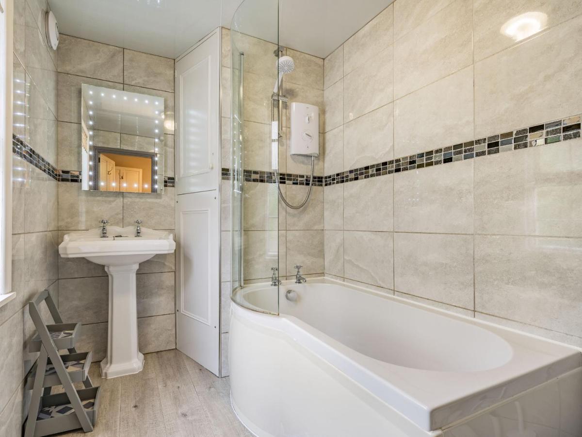 Villa Wychwood à Whitby Extérieur photo
