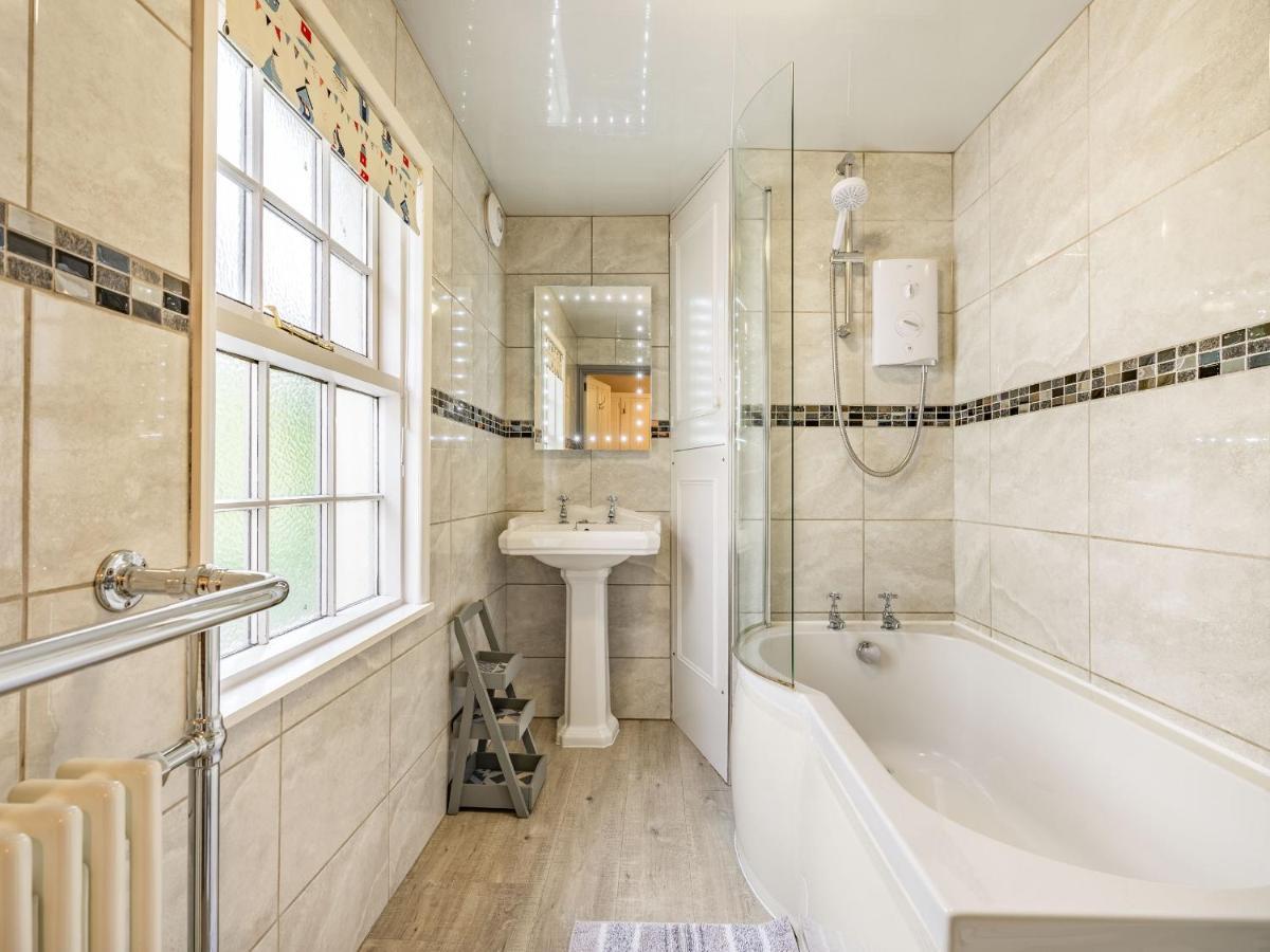 Villa Wychwood à Whitby Extérieur photo